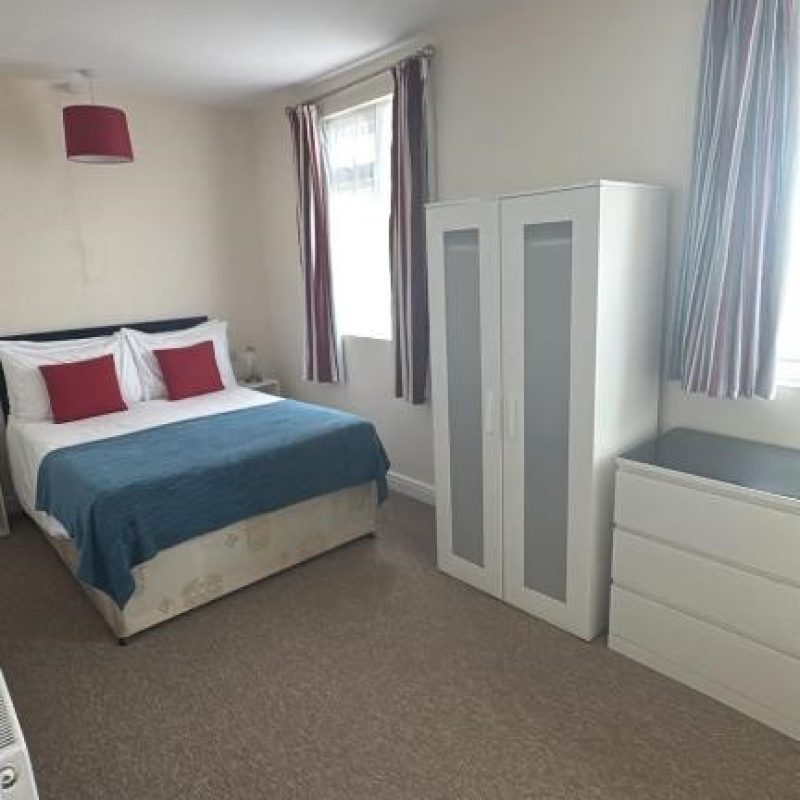 Bedroom, The Osborne Holiday Apartments, 20 Esplanade, Shanklin
