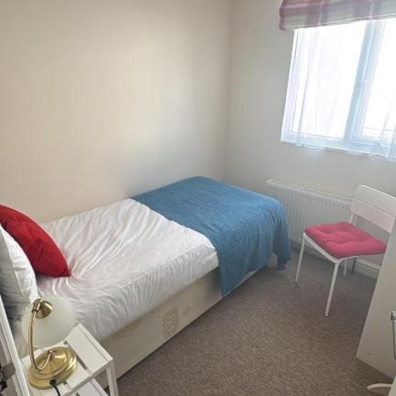 Single Bedroom, The Osborne Holiday Apartments, 20 Esplanade, Shanklin